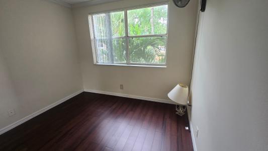 8801 Wiles Road #202, Coral Springs, Флорида 33076, Соединенные Штаты