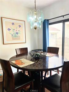 544 N Orange , B, La Puente, Califórnia 91744, Estados Unidos