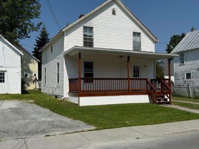 28 Hamilton Place, Richford, Vermont 05457