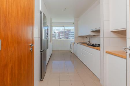 リスボン, リスボン 1990-371, ポルトガル