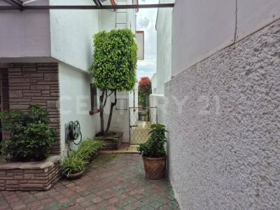 Palomas ,, Atizapán De Zaragoza, Estado De Mexico 52957, Mexico