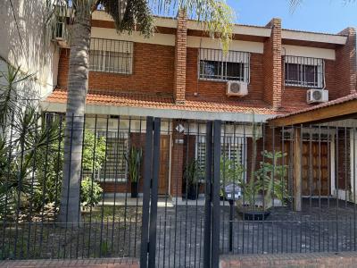 Pastor Luna 6800, Tres De Febrero, GBA Oeste 00001, Argentina