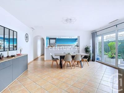 Aubagne, Provence-Alpes-Côte D'Azur 13400, France