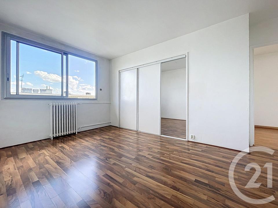 Puteaux, Isla De Francia 92800, Francia