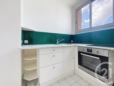 Puteaux, Isla De Francia 92800, Francia