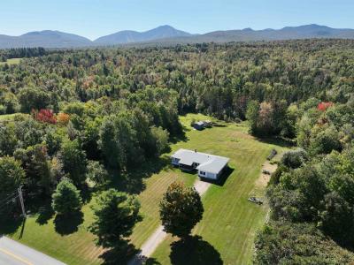 3041 Cross Road, Jay, Vermont 05859, USA