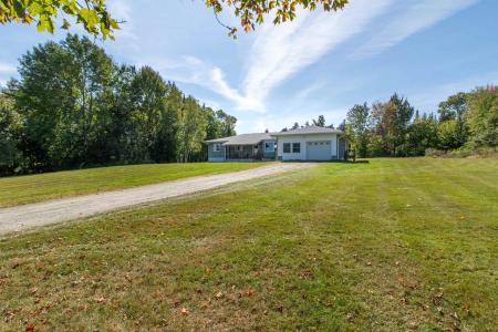 3041 Cross Road, Jay, Vermont 05859, USA