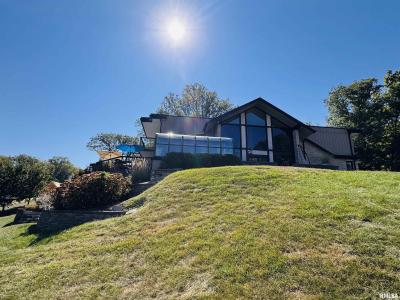 15558 E Kenabeck Trail, 古巴, 伊利諾州 61427, 美國