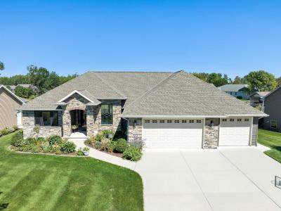 3710 COPPER OAK Circle, Green Bay, Wisconsin 54313, USA