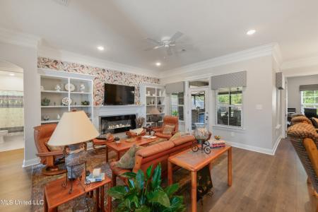 16841 W Landon Green Circle, Gulfport, Mississippi 39503