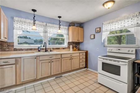 3323 Draper Avenue SE, Warren, أوهايو 44484, الولايات المتحدة