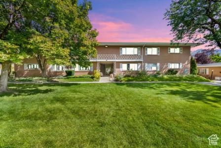 2209 E CARRIAGE LN S 42, Holladay, Utah 84117, Estados Unidos