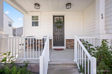 40 Gazania Drive, Old Bridge, ניו ג'רזי 08857, ארצות הברית של אמריקה