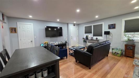 717 Tuckahoe Rd 2A, Yonkers, Nueva York 10710, Estados Unidos