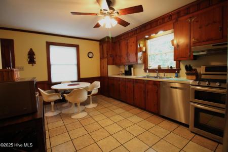 2105 Southview Drive, Greenville, 北卡罗来纳州 27858, 美国