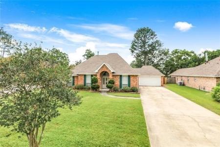 158 WOODRUFF Drive, Slidell, Louisiana 70461