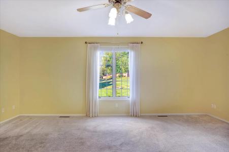 1750 W Bennett Street 4b, Springfield, מיזורי 65807, ארצות הברית של אמריקה 