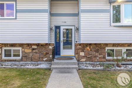 1106 W 12th Street, Laurel, 蒙大拿州 59044, 美国