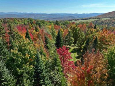 307 Kidder Hill Ridge, Irasburg, Vermont 05845, USA