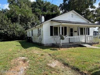 3645 Williams Street, Farmville, Carolina Del Norte 27828, Estados Unidos