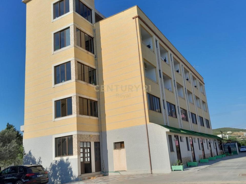 Periferia Rrogozhinë, Rrogozhinë, 阿尔巴尼亚