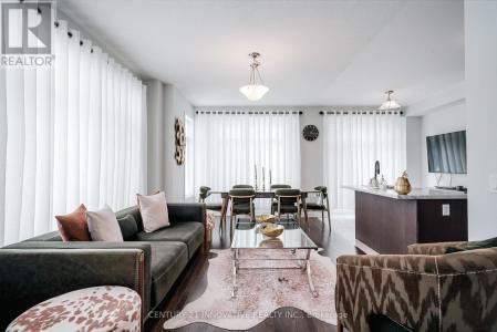 1076 THOMPSON DRIVE, Oshawa (kedron), 安大略省 L1L 0V5, 加拿大