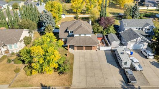 6018 58 STREET, Olds, Alberta T4H 1K3, Kanada