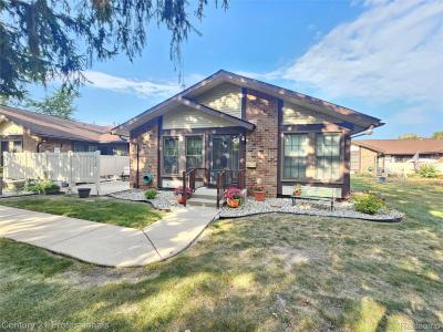 40526 Newport Drive, Plymouth, Michigan 48170, HOA KỲ