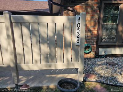 40526 Newport Drive, Plymouth, Мичиган 48170, Соединенные Штаты