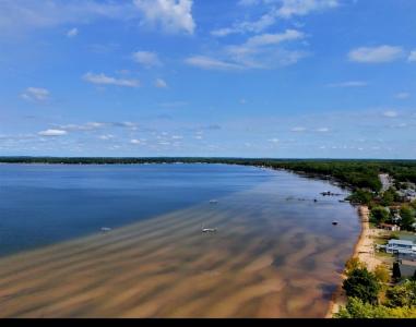 630 W Houghton Lake, Prudenville, מישיגן 48651, ארצות הברית של אמריקה