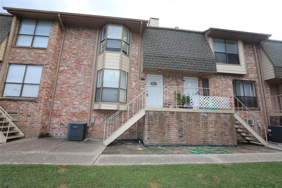 2103 Place Rebecca Lane D6, Houston, Texas 77090, Stati Uniti
