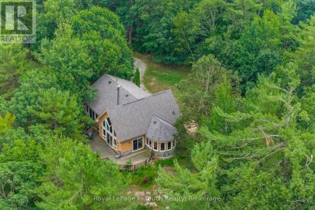 390 IS 360 ISLAND, Georgian Bay (baxter), Ontario L0K 1S0, Canada