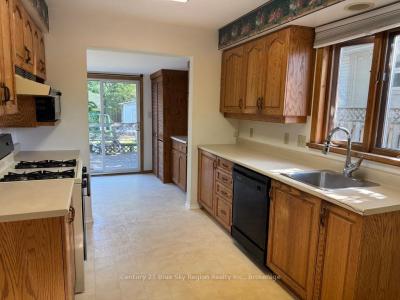 140 FIFTH AVENUE W, North Bay, Ontario P1B 3N5, Canada