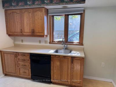 140 FIFTH AVENUE W, North Bay, Ontario P1B 3N5, Canada