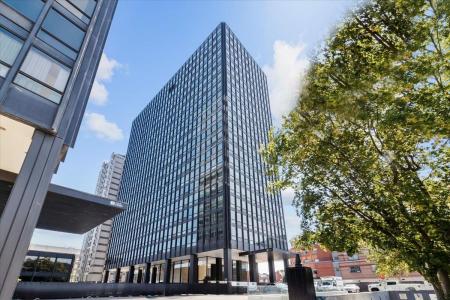 3 Rue Westmount-Square, Westmount, Quebec H3Z 2S5, Canada