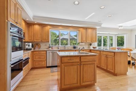 853 Riverbank Road, Stamford, Connecticut 06903, Stati Uniti