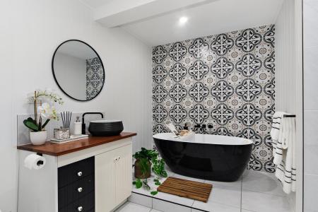 7 Flowers Street, Railway Estate, QLD 4810, Australia