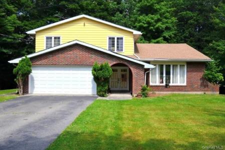 180 Post Hill Road, Fallsburg, NY 12763, USA