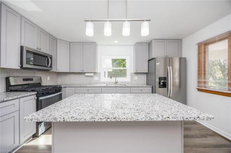 160 Poinciana St., Newport, Ohio 45768