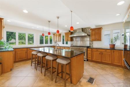 397 Concord Rd , Yonkers, 뉴욕 10710, 미국