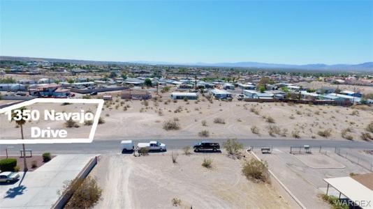 1350 Navajo Drive, Bullhead, Arizona 86442, USA