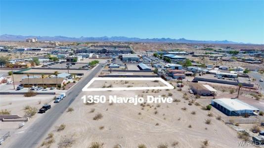 1350 Navajo Drive, Bullhead, Arizona 86442