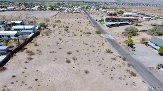 1330 Navajo Drive, Bullhead City, Arizona 86442