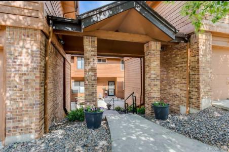 5555 E Briarwood Avenue, 706, Centennial, Kolorado 80122, USA