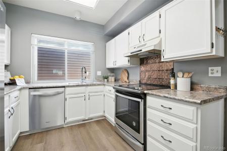 5555 E Briarwood Avenue, 706, Centennial, Kolorado 80122, USA