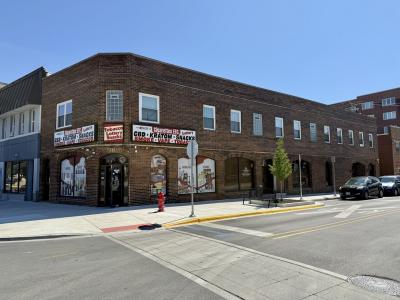 3239 Grove Avenue, Berwyn, Illinois 60402, USA