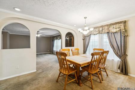 1210 E La Hwy 30, Gonzales, Louisiana 70737