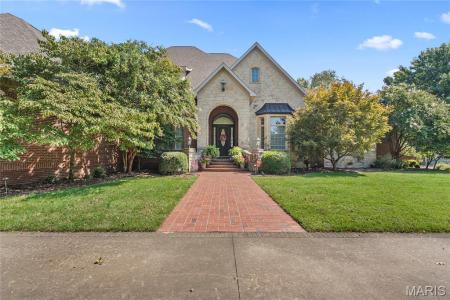 328 S Kathie Drive, Charleston, Missouri 63834, USA