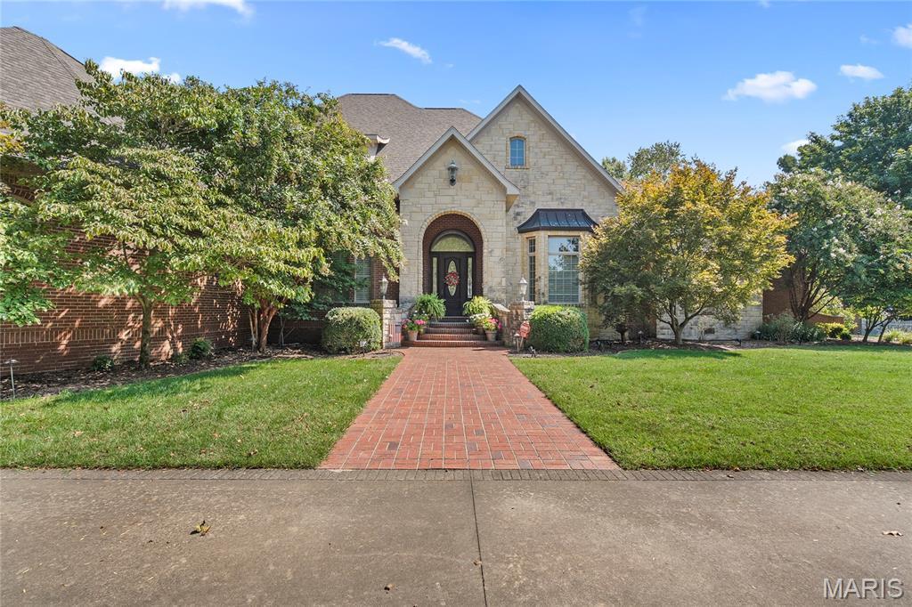 328 S Kathie Drive, Charleston, Missouri 63834, USA