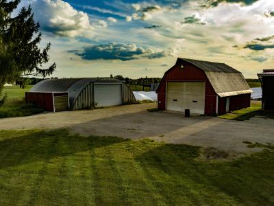 8820 S Lake Pleasant Road, Hillsdale, Michigan 49242, USA